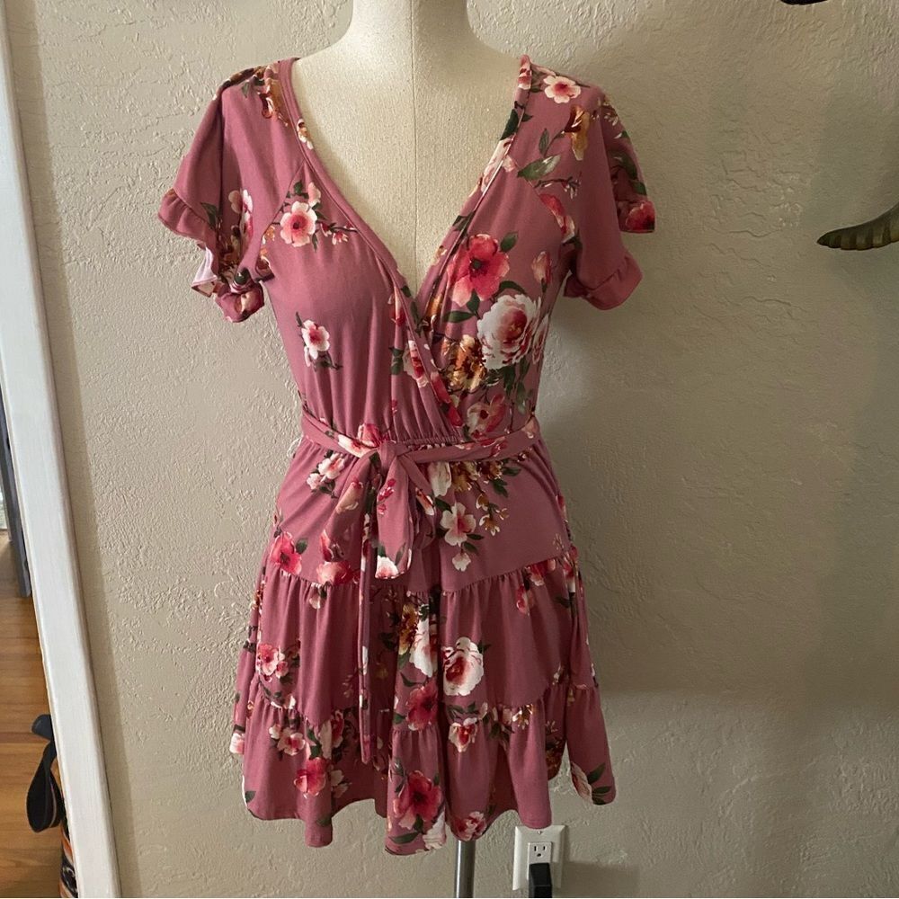 Stilletto’s Floral Dress Sz S NWT